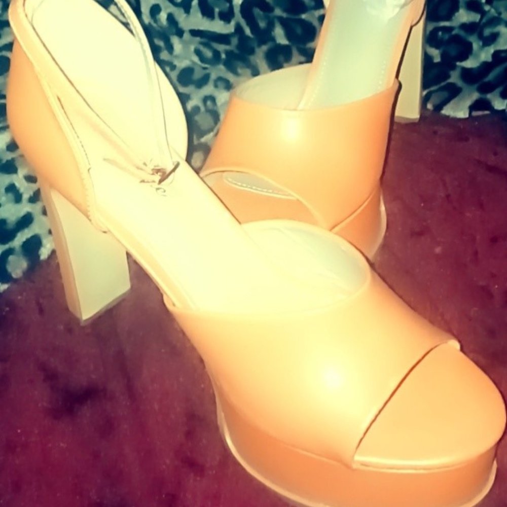 Vibrant bright orange platform heels, w/ ankle strap...NEVER WORN-BRAND NEW!!